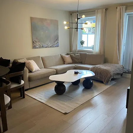 Modern Family With Mountain Views, Terrace & Free Parking * Bergen
