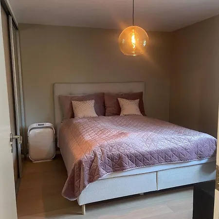 Apartamento Modern Family With Mountain Views, Terrace & Free Parking *